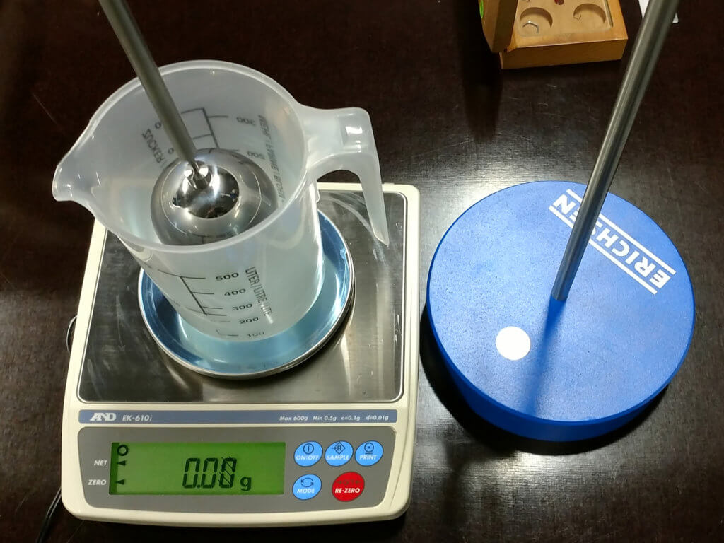 A&D EK-610i balance used for density determination